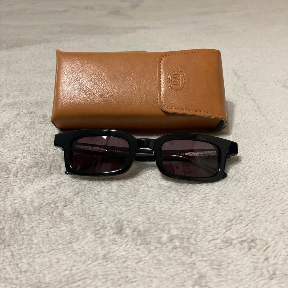 Crap Eyewear The Head Rattle